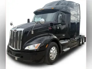 2022 Peterbilt 579