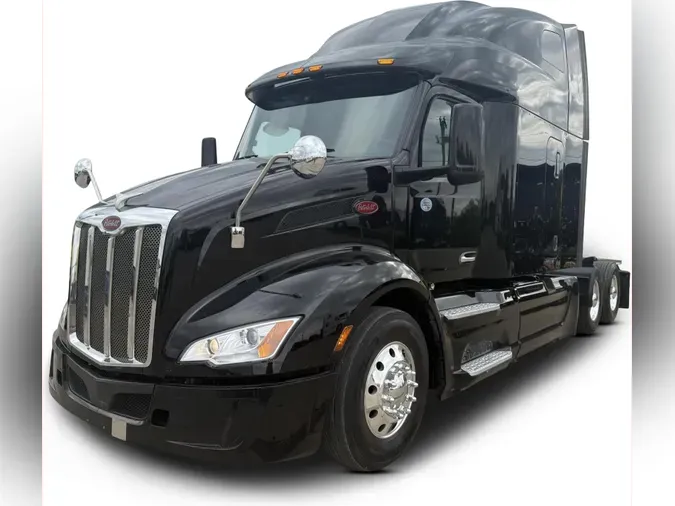 2022 Peterbilt 579dc4ed065d26477884b5385bab60f2e53