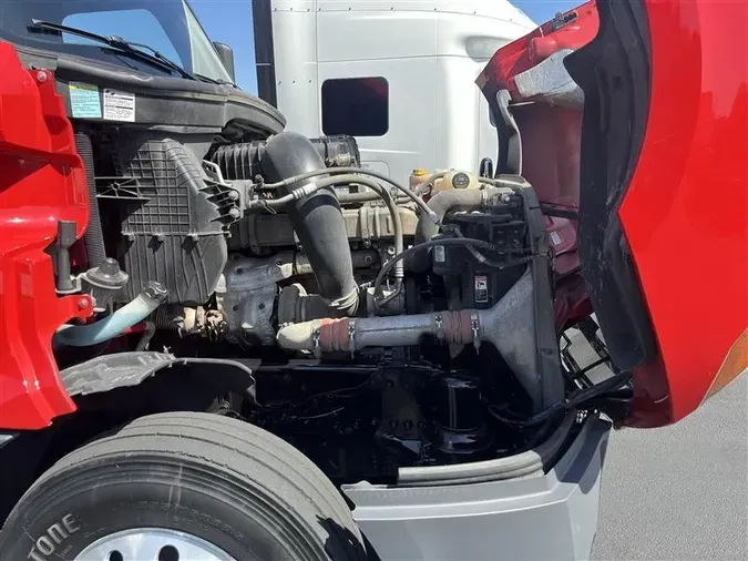 2020 FREIGHTLINER CA126