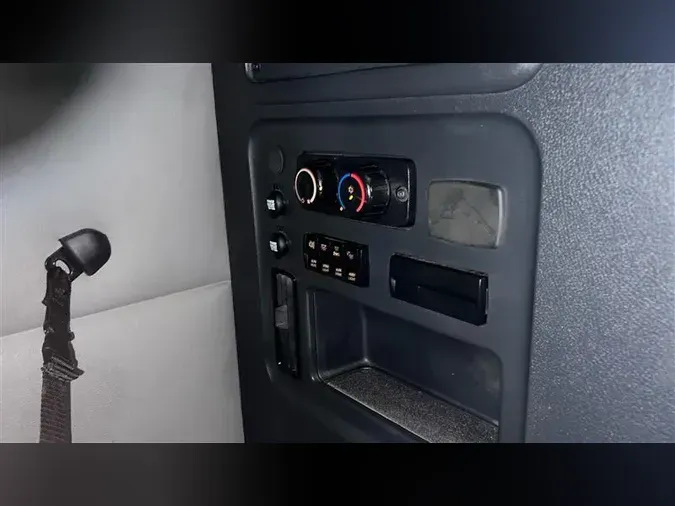 2021 FREIGHTLINER CA126