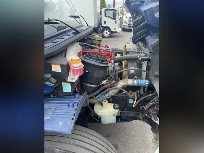 2019 FREIGHTLINER M2 106