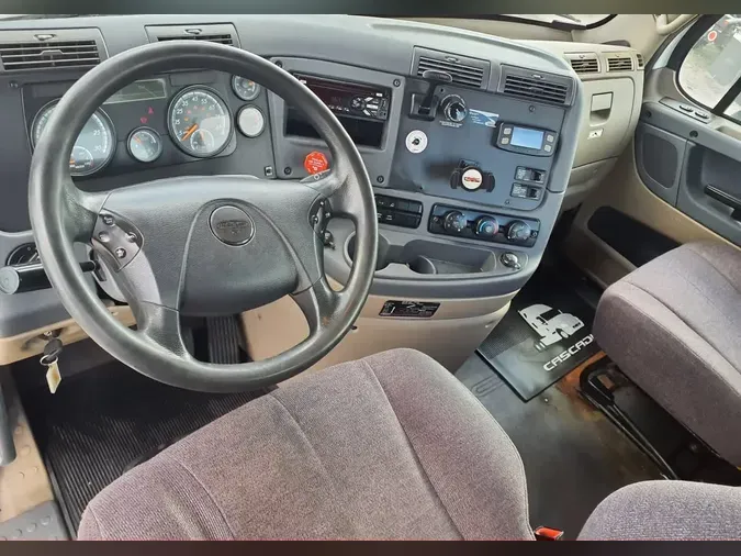 2018 FREIGHTLINER CASCADIA 125