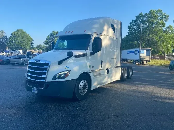 2020 Freightliner T12664ST