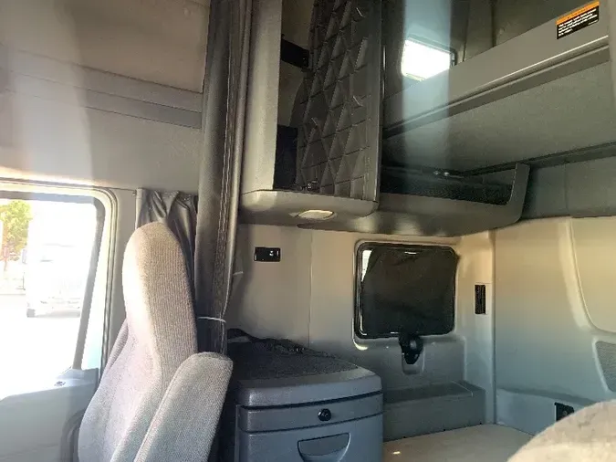 2019 International LT625