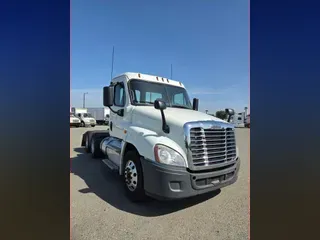 2019 FREIGHTLINER CASCADIA 125