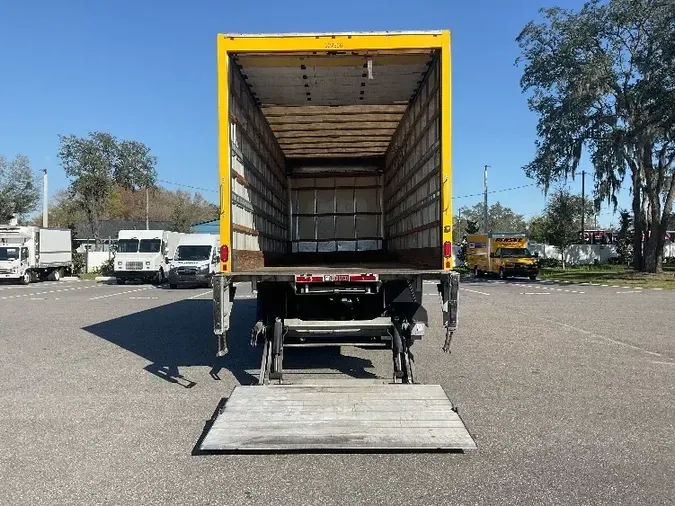 2019 Freightliner M2