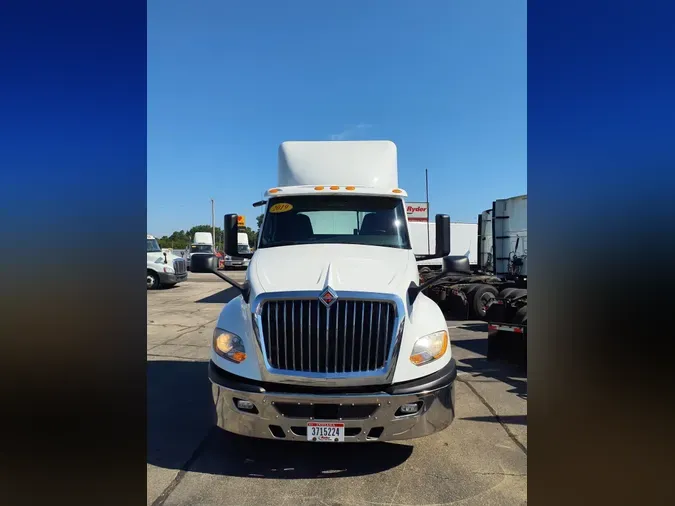 2019 NAVISTAR INTERNATIONAL LT625 DAYCAB T/A