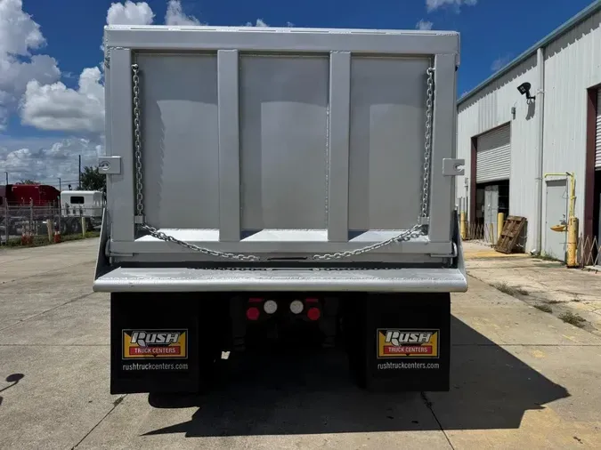 2024 Peterbilt 389