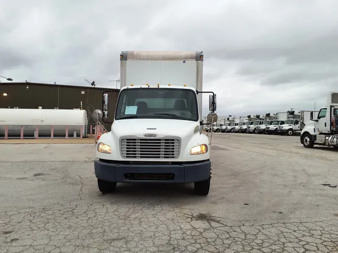 2013 FREIGHTLINER/MERCEDES M2 106