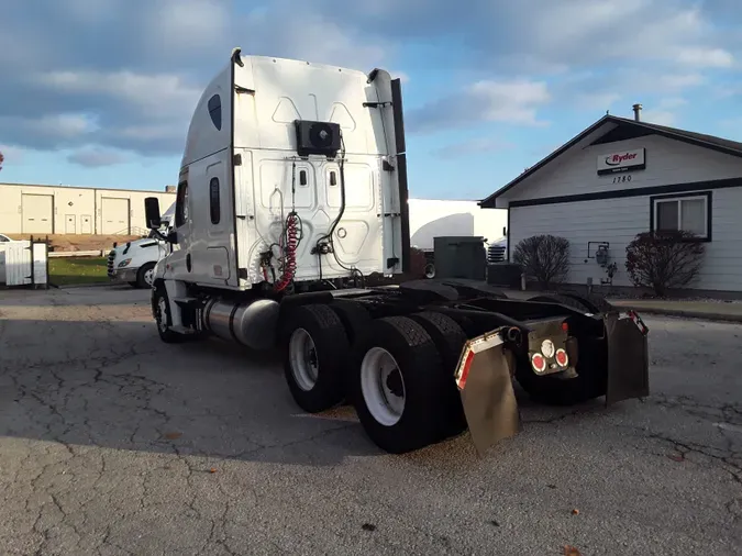 2020 FREIGHTLINER/MERCEDES CASCADIA 125