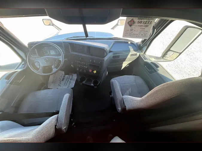 2022 INT LT625 6x4