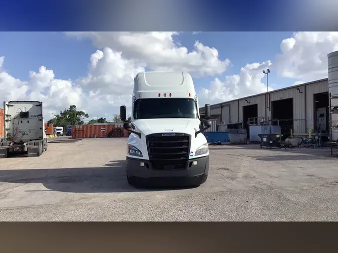 2021 Freightliner Cascadia