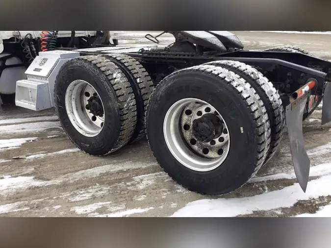 2021 Freightliner Cascadia 126