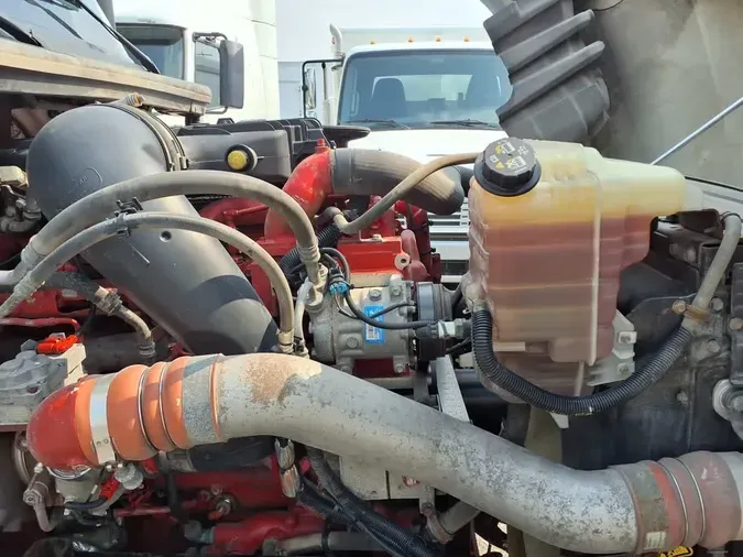 2019 NAVISTAR INTERNATIONAL LT625 DAYCAB T/A