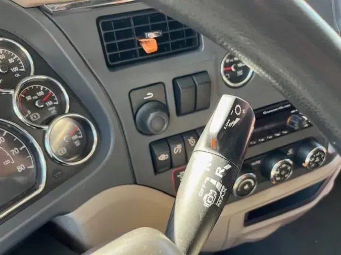 2021 Peterbilt 579