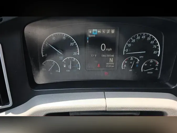 2020 FREIGHTLINER CA126