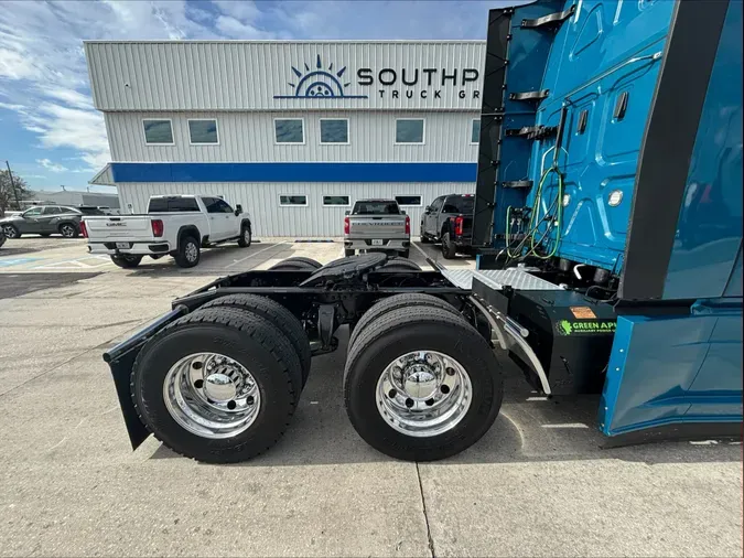 2024 Freightliner Cascadia 126dc6c9b0b01275e963ed5d7c381dee423