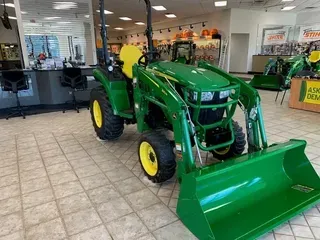 2022 John Deere 2038R
