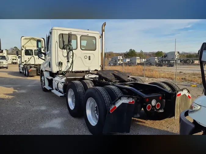 2021 FREIGHTLINER/MERCEDES NEW CASCADIA PX12664