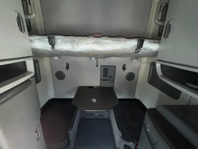 2023 VOLVO VNL64T760dc7123ac629677694b39fa2d6bc7984c