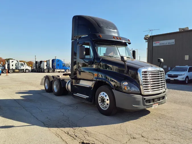 2019 FREIGHTLINER/MERCEDES CASCADIA 125