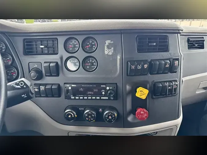 2021 PETERBILT 579