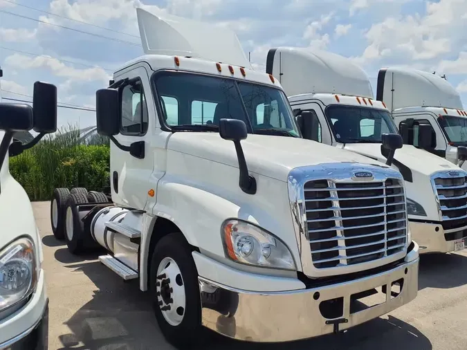 2018 FREIGHTLINER CASCADIA 125