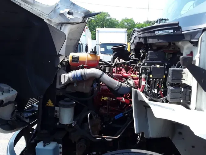 2020 NAVISTAR INTERNATIONAL MV607 (4X2)