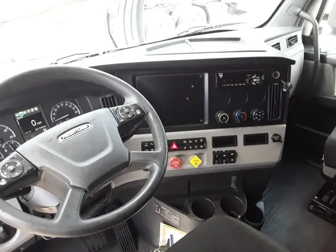 2019 FREIGHTLINER NEW CASCADIA PX12664