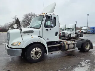 2017 FREIGHTLINER/MERCEDES M2-112