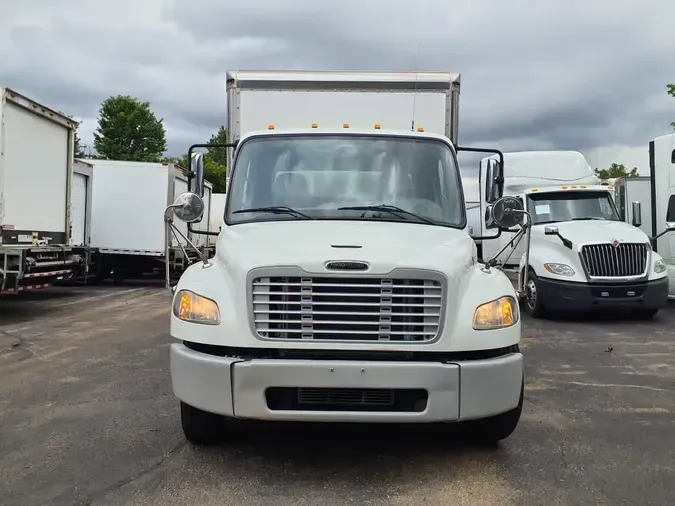 2019 FREIGHTLINER M2 106