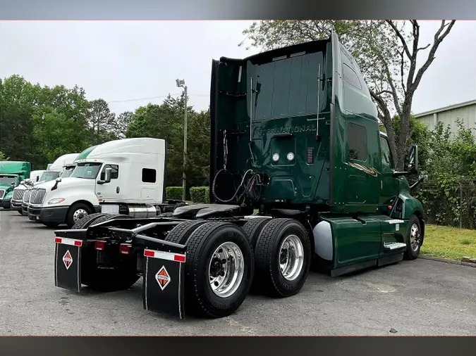 2022 INT LT625 6x4