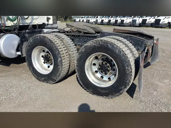 2020 Freightliner Cascadia 126dc8341f98f5573d10af1b78e16b702f0