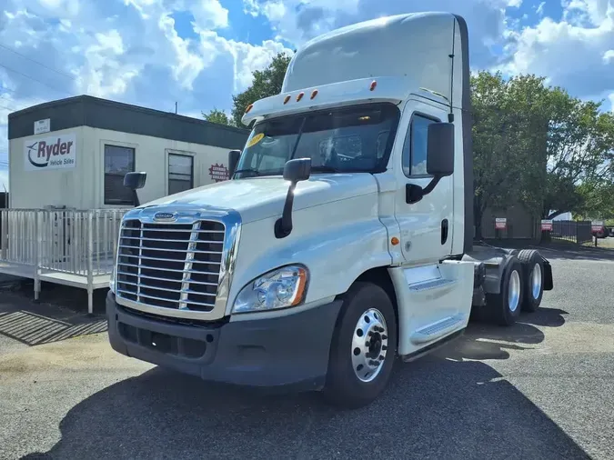2019 FREIGHTLINER/MERCEDES CASCADIA 125dc8380a8de5e43c0bd535f6d3dcaf36d