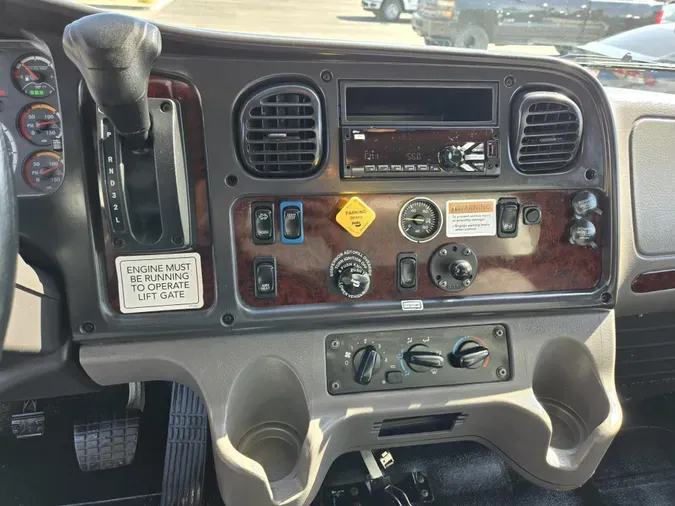 2020 Freightliner Business Class M2 106