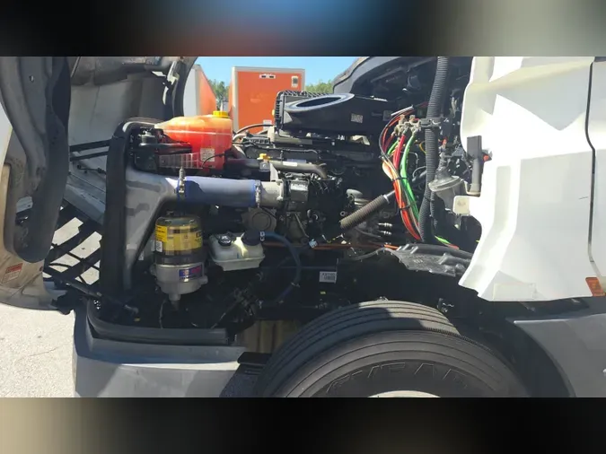 2019 Freightliner Cascadia 126dc84c3de8a8f3c3156290fd4a6d037dd