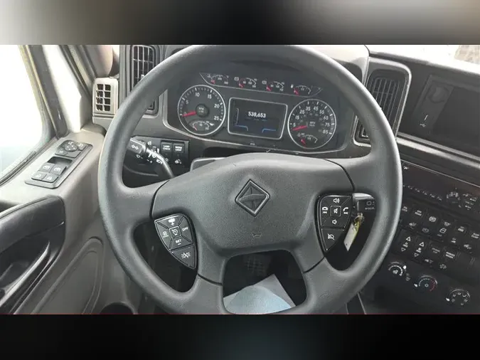 2020 INTERNATIONAL LT