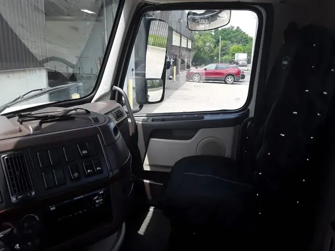 2016 VOLVO VNL42TRACTOR