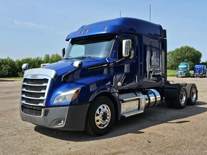 2022 Freightliner New Cascadia