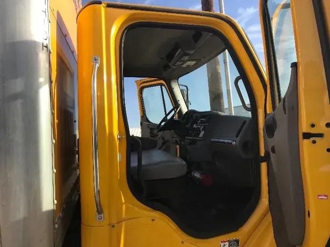 2019 Freightliner M2