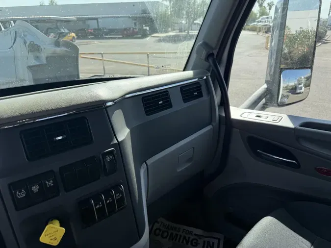 2020 Peterbilt 579dc8e7fb18e79fb60aae257fe57b16fde