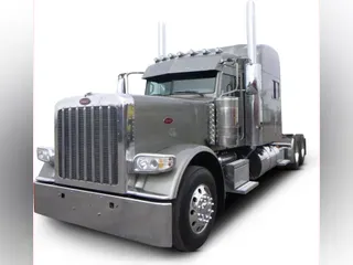 2022 Peterbilt 389