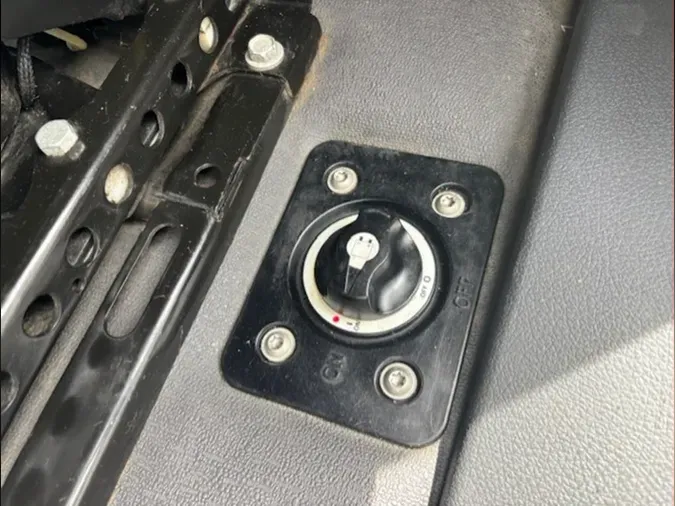 2021 Freightliner Cascadia 126