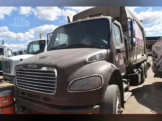 2014 FREIGHTLINER BUSINESS CLASS M2 106