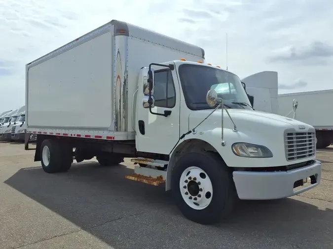2019 FREIGHTLINER M2 106