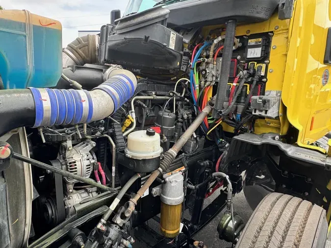 2021 Peterbilt 579