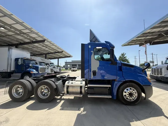 2020 Freightliner Cascadia