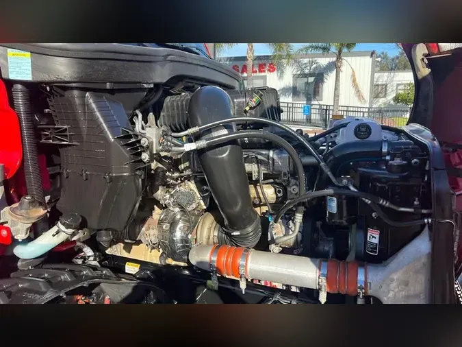 2022 FREIGHTLINER CA126