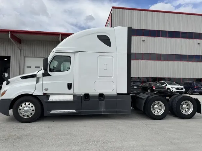 2023 Freightliner Cascadia&reg;