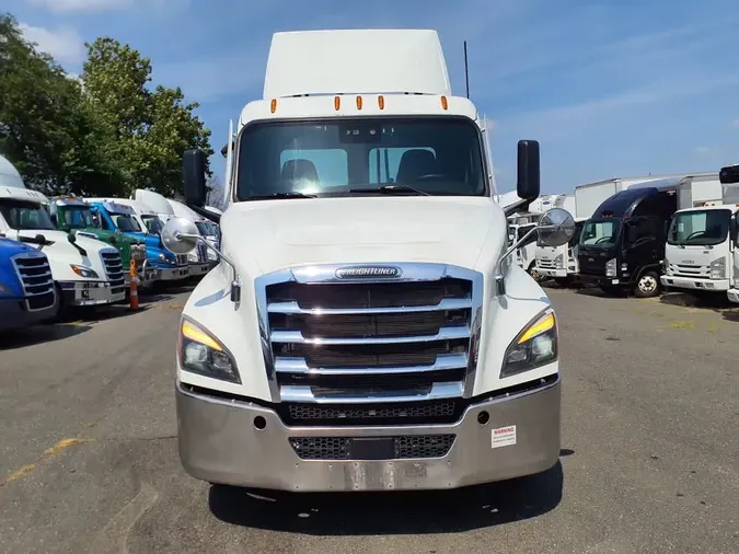 2021 FREIGHTLINER NEW CASCADIA PX12664